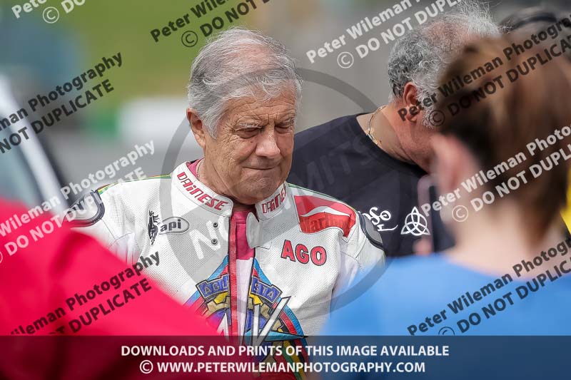 Vintage motorcycle club;eventdigitalimages;mallory park;mallory park trackday photographs;no limits trackdays;peter wileman photography;trackday digital images;trackday photos;vmcc festival 1000 bikes photographs